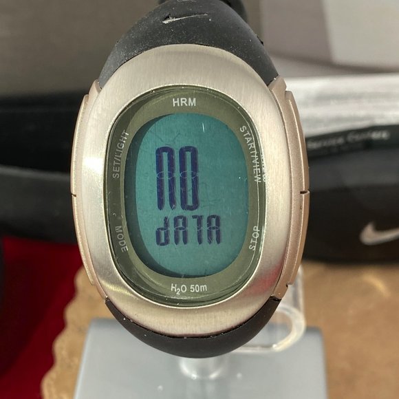 NIKE HRM Heart Rate Monitor Watch with Chest Band - Picture 3 of 9